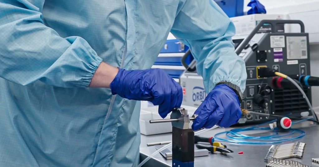 orbital welding cleanroom